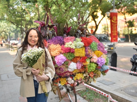 How to Care for a Flower Bouquet to Last Longer at Home